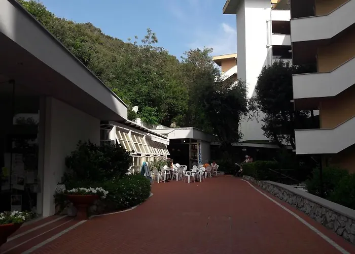 Napoleon - Helloelba Procchio (Isola d'Elba)