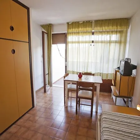Napoleon - Helloelba Aparthotel 3*